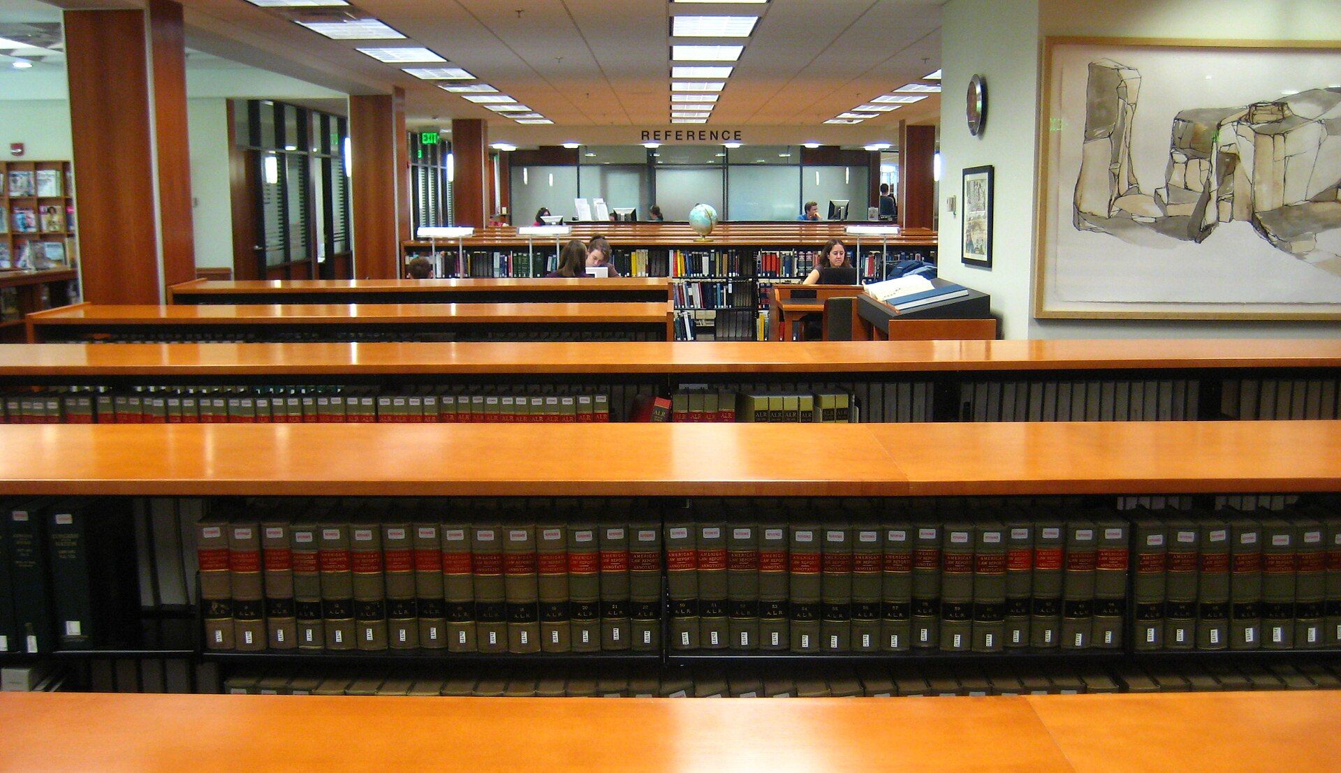 Bibliothèque de droit universitaire